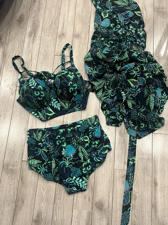 torrid Teal & Navy Floral Strappy Bikini with High-Waist Bottoms - Picture 7 of 9